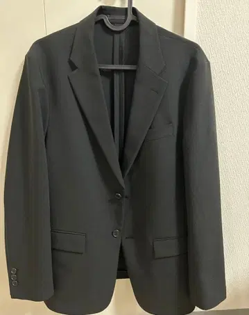 유니클로 감동 자켓 S 사이즈 블랙