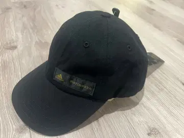 [ 미사용 새상품 ] adidas 마리메꼬 콜라보 캡 블랙