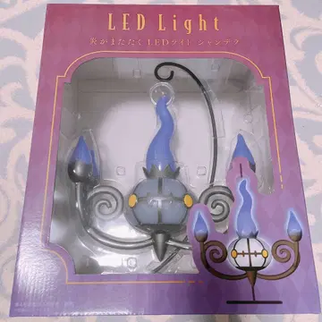 샹데라 불꽃이 반짝이는 LED 라이트