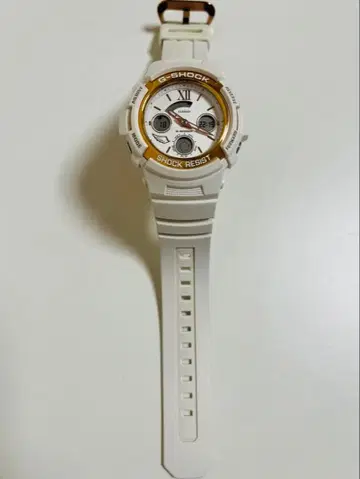 G-SHOCK 화이트 AW591 시리즈