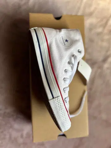 CONVERSE 화이트 하이컷 스니커즈