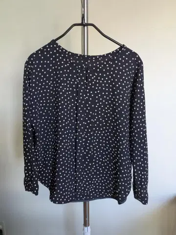 새상품급 노블 돌먼 스키퍼 블라우스