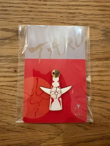 오카모토 타로 태양의 탑 핀 배지