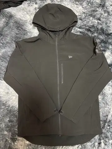 [ XXL/컨디션 최상 ] NEW ERA 소프트쉘 후디 자켓 블랙