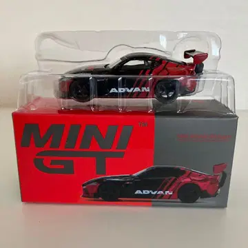MINI GT 1/64 GR Supra