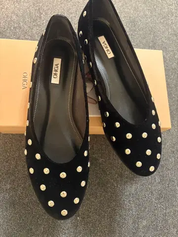 OHGA 스터드 펌프스 24cm