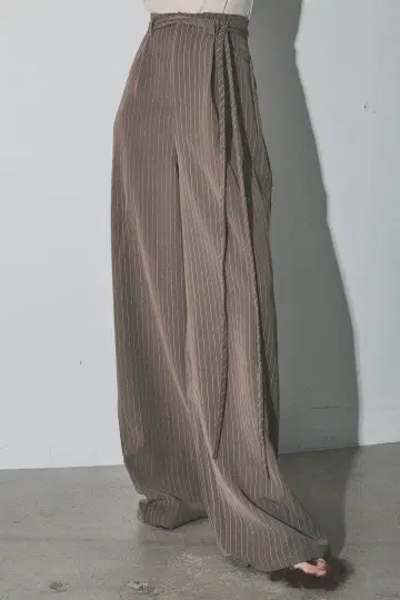 더블 벨트 스트라이프 팬츠