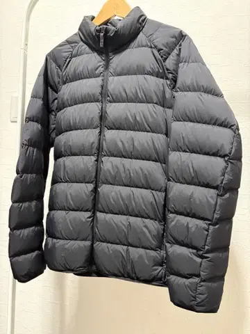 유니클로 울트라 라이트 다운 자켓 L