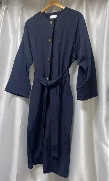 얇은 소재 나일론 코트