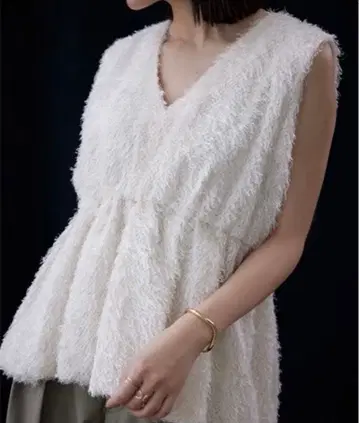 anuans 프린지 자카드 벌룬헴 블라우스 아이보리