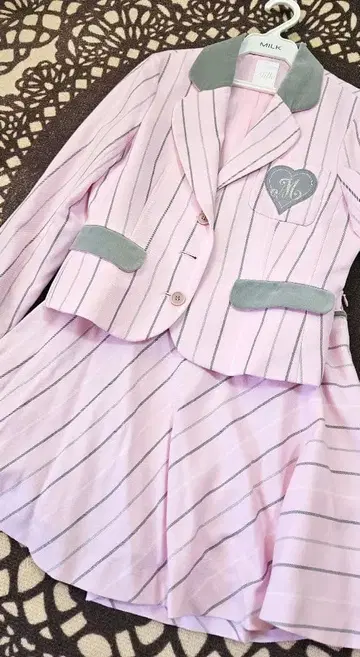 MILK 클럽 세트업 핑크 새상품급