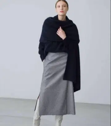 에부르 ebure 샤기 폭스 풀오버