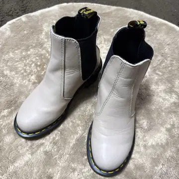 닥터마틴 사이드 고어 부츠 베이지 uk3