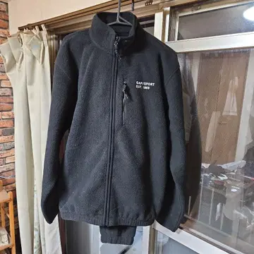 GAP/SPORT 블랙 플리스 셋업