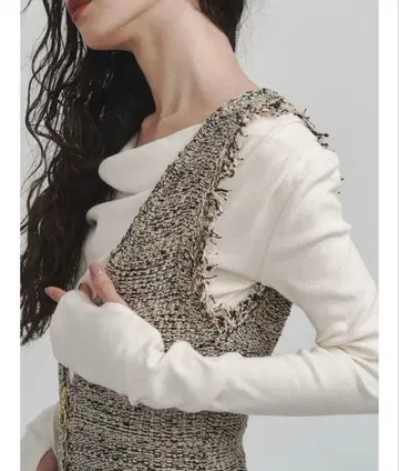 러그나문 오프숄더 드레이프 2WAY 상의