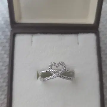 하트 모양 실버 반지