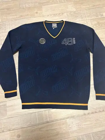 PUMA 네이비 V넥 스웨터 48