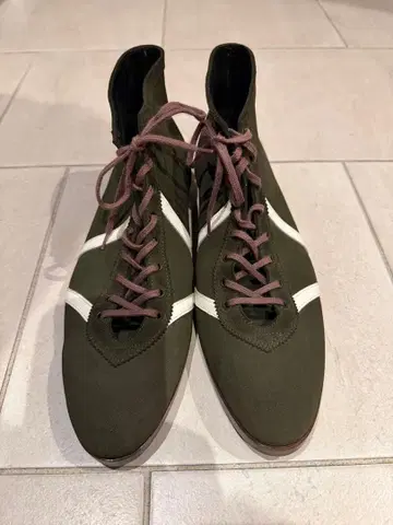 TOMORROWLAND 히데타카 카프카 콜라보 부츠