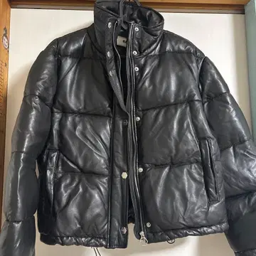 BALR. 블랙 숏 기장 가죽 아우터