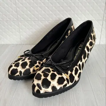 새상품급 OTA 펌프스 레오파드 무늬 리본 웨지솔 23cm
