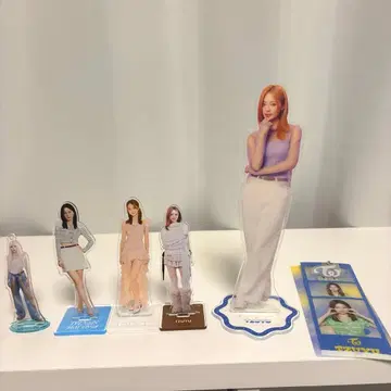 쯔위 아크릴 스탠드 미나 키링 세트