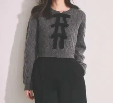 새상품 셀포드 리본 모티브 케이블 니트 풀오버