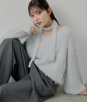 Chico 치코 보타이 달린 멜란지 루즈 니트