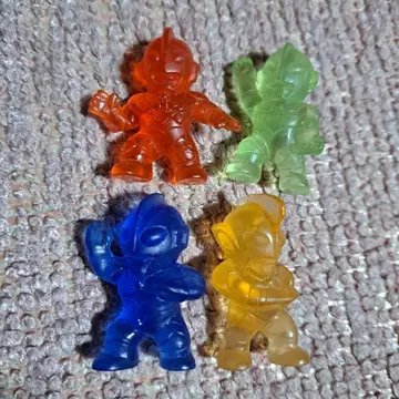 울트라맨 미니 피규어 세트