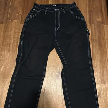 X-LARGE 화이트 스티치 백 로고 32인치 와이드 데님