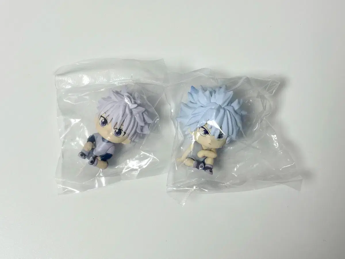 Hunter x Hunter Hanhun Suwarasetai 1st and 4th series Killua sealed figure gacha