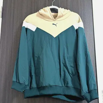 PUMA 후드 부착 나일론 후드티 그린/베이지