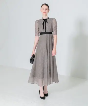 Leja 허리 마크 퍼프 슬리브 전체 레이스 롱 드레스