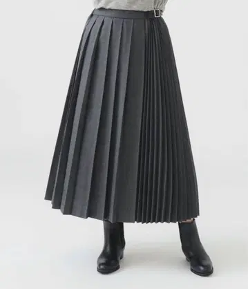 다크 그레이 플리츠 스커트 M