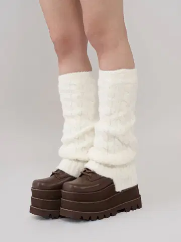 다리치 Darich 루즈 리브 니트 레그 워머 화이트