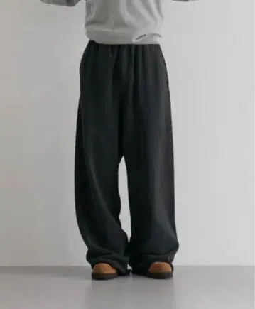 ENTIRE STUDIOS Full sweatpant