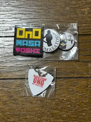 오노 마사토시 피크형 체인 스트랩 캔뱃지 세트