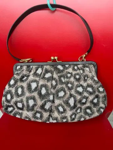 폴스미스 레오파드 무늬 클러치백