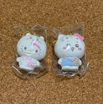 치이카와 x 산리오 시크릿 플로키 마스코트 참 치이카와 키티