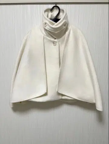 snidel 화이트 플리스 판초 케이프 코트