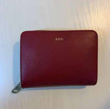 A.P.C. 빨간색 이단 접이식 지갑