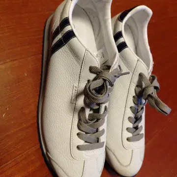 PATRICK 스트라이프 디자인 스니커즈 43