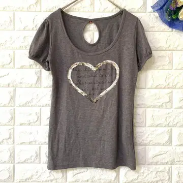 INGNI U넥 티셔츠 스팽글 하트 퍼프 슬리브