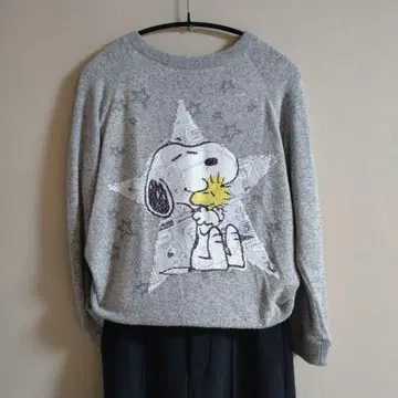 스누피 스팽글 듀얼뷰 니트 트레이닝복 M