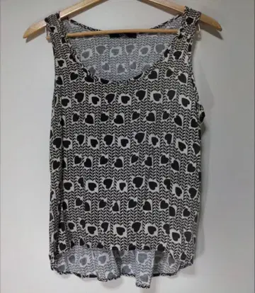 AZUL by moussy 탱크탑 블랙 화이트