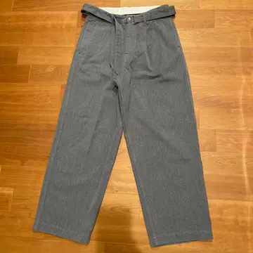 그라프페이퍼 컬러 패스트 데님 벨티드 팬츠 사이즈 2