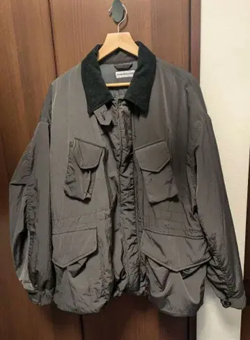 cabaret poval Combat Over Jacket