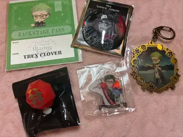 트레이 클로버 굿즈