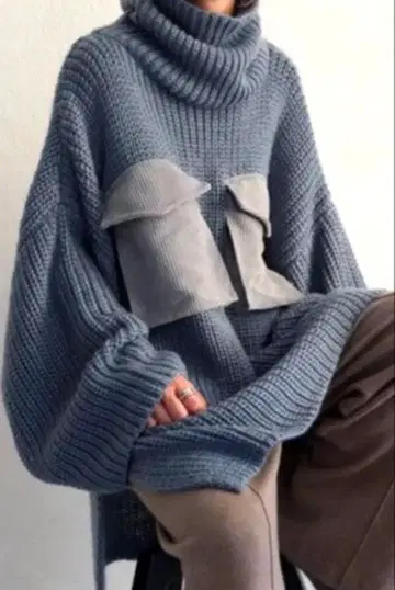 안티카 antiqua 새상품급 디자인 니트