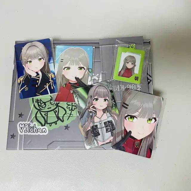 이세계아이돌 이세돌 비챤 바인더 앨범 특전 미공포 포카 일괄 양도