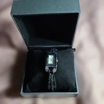 쿼츠 시계 실버 블랙 뜨개질 밴딩